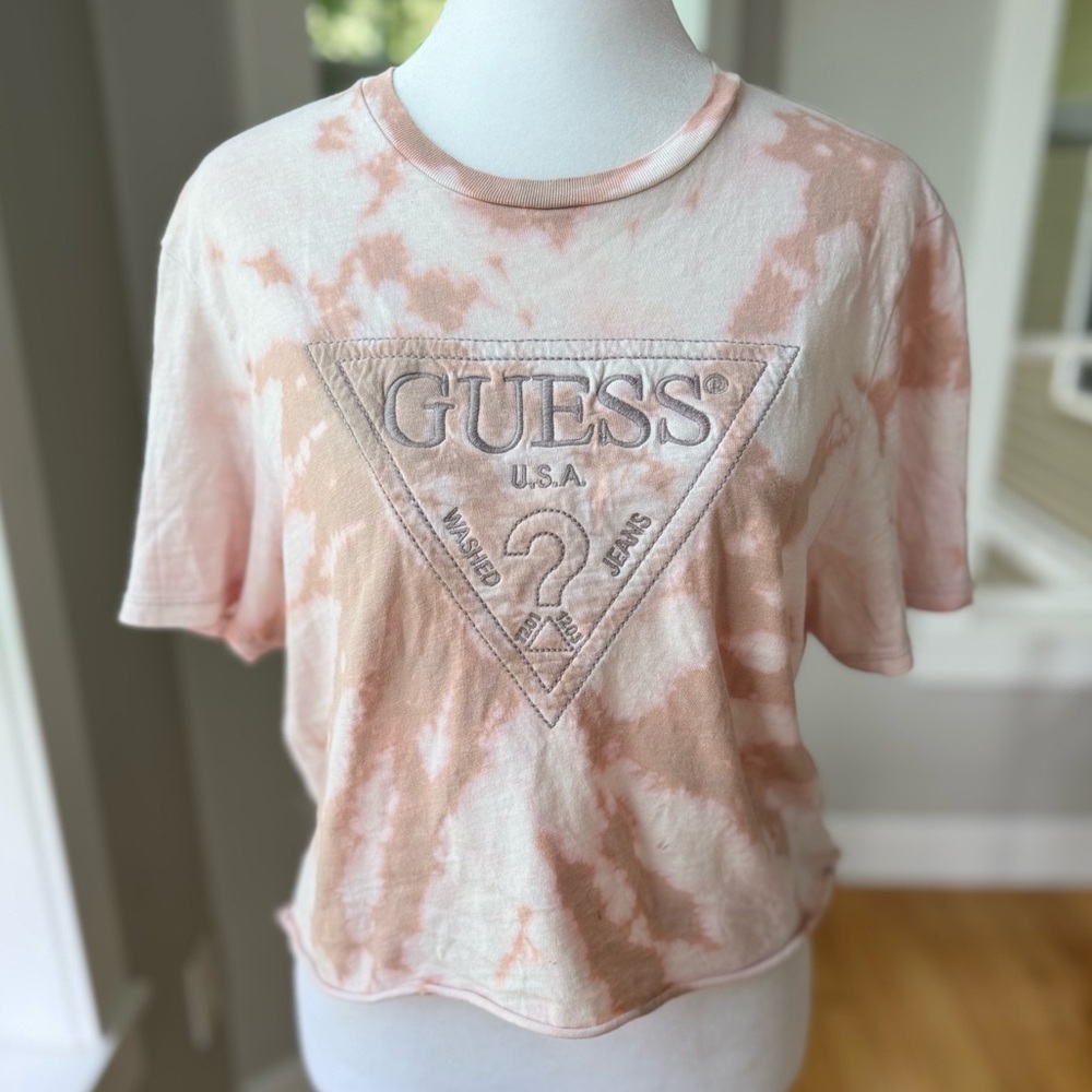 Guess White Blush Pink Tan Tie Dye Embroidered Logo Crop Tee Shirt Small